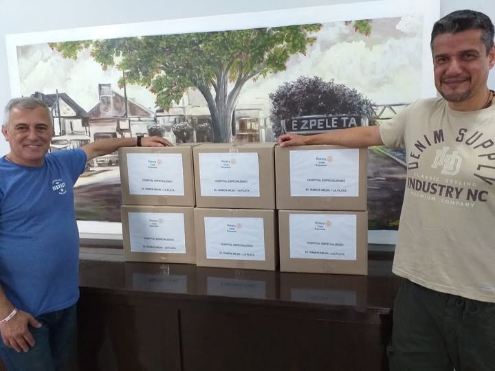 Ropa y calzado para hospital especializado en discapacidad